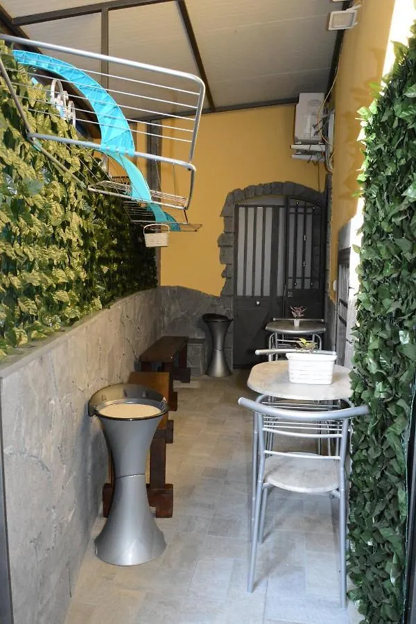 Aitho Apartment 45 Catania 0*,