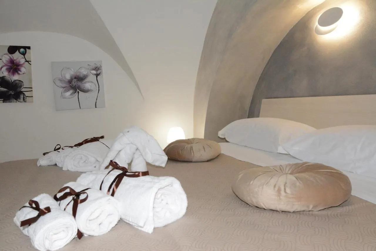 Holiday home Aitho Apartment 45 Catania Italy